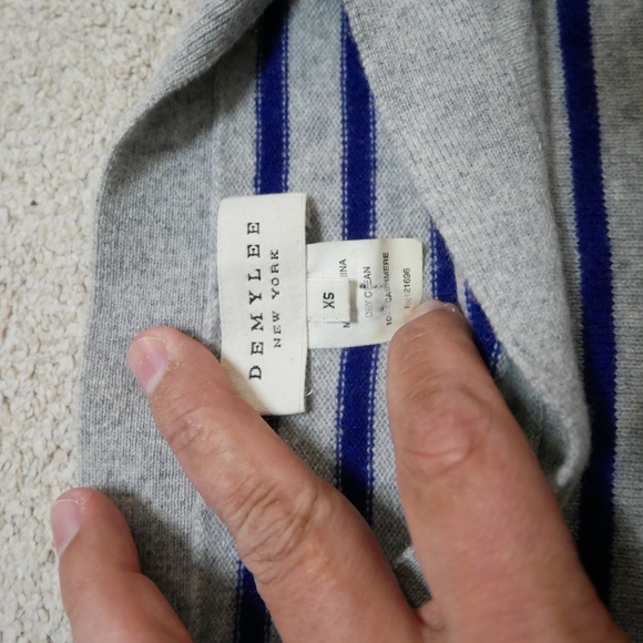 DEMYLEE New York stripped 100% Cashmere sweater - Picture 6 of 6